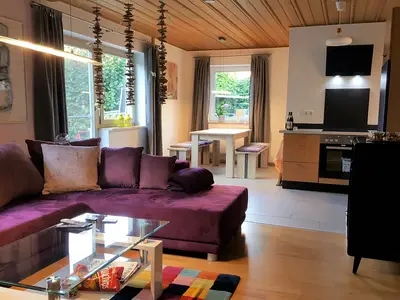 Wohnzimmer mit Couch