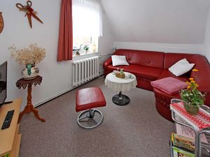 24004702-Ferienwohnung-3-Neukloster-300x225-1