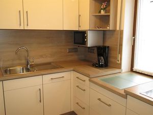 22120195-Ferienwohnung-2-Neumagen-Dhron-300x225-2