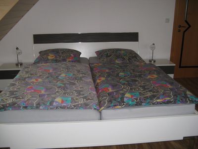 Schlafzimmer 1