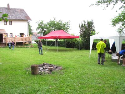 Haus Hollerbusch mit neuer Terasse - Westansicht