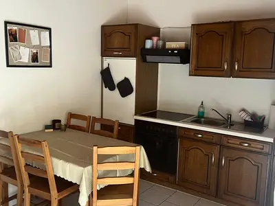 Küche und Essbereich