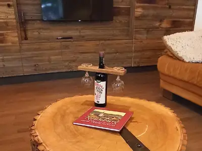 Wohnbereich mit Fernseher