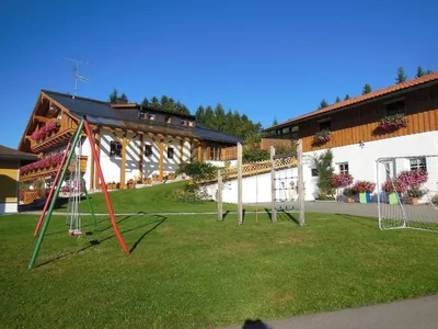 Ferienwohnung für 5 Personen (70 m²) in Neureichenau 1/10