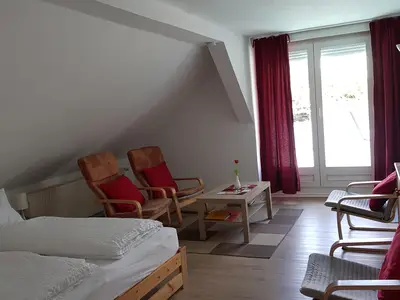 Photo, INSIDE, OUTSIDE