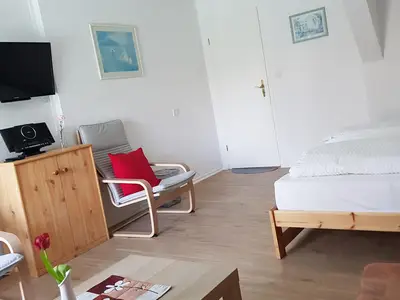 Photo, INSIDE, OUTSIDE