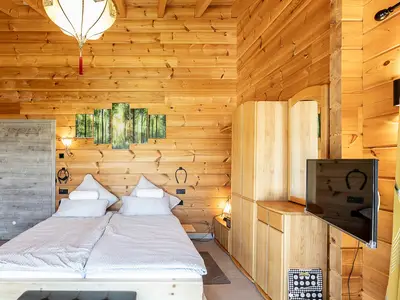 Schlafzimmer Bärenh.