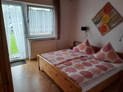 Schlafzimmer 2