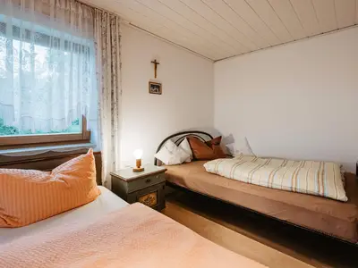 Schlafzimmer 2