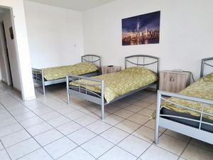 23280881-Ferienwohnung-3-Neuss-300x225-1