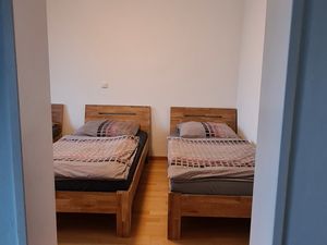 23556934-Ferienwohnung-3-Neuss-300x225-1