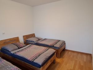 23556934-Ferienwohnung-3-Neuss-300x225-2