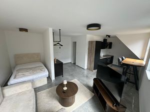 24007935-Ferienwohnung-1-Neuss-300x225-1