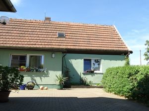 22019265-Ferienwohnung-4-Neustadt an der Orla-300x225-2