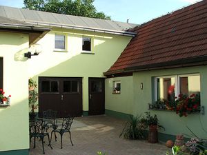 22180671-Ferienwohnung-4-Neustadt an der Orla-300x225-3