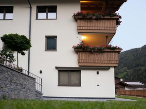 21702423-Ferienwohnung-5-Neustift im Stubaital-300x225-3