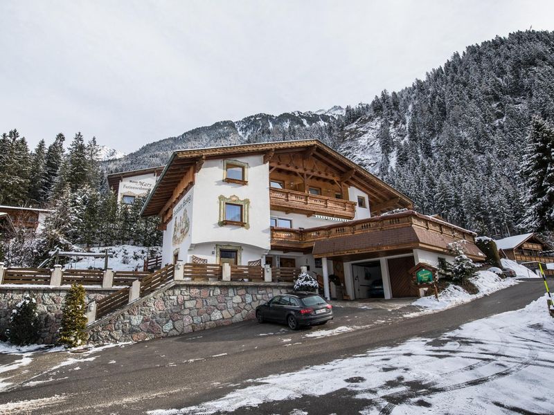 18381391-Ferienwohnung-6-Neustift im Stubaital-800x600-1