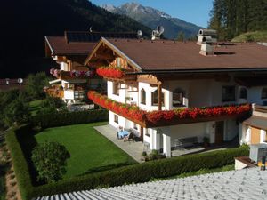 22608053-Ferienwohnung-4-Neustift im Stubaital-300x225-2