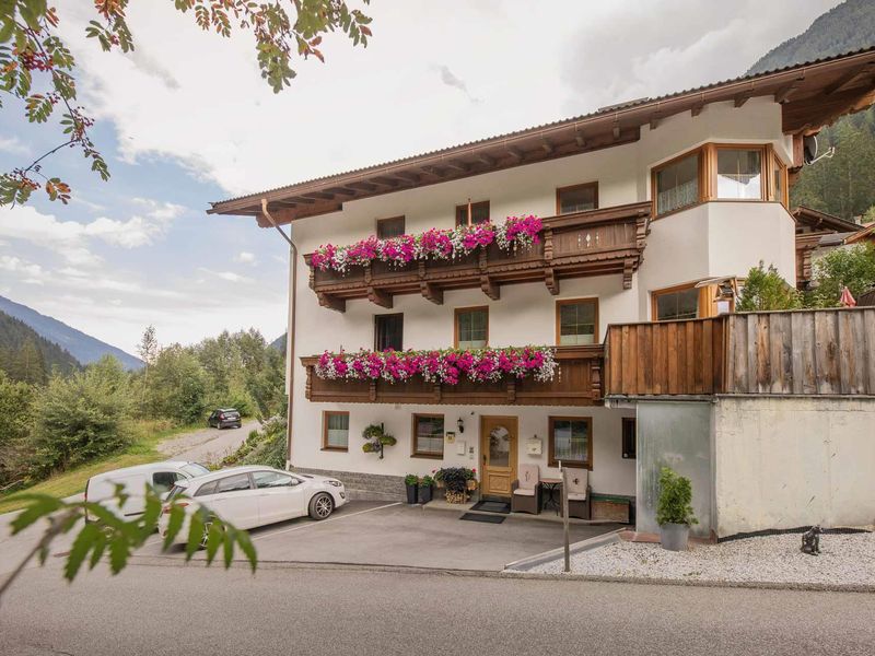 18381373-Ferienwohnung-5-Neustift im Stubaital-800x600-0