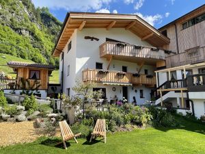 22457391-Ferienwohnung-2-Neustift im Stubaital-300x225-1