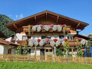 Ferienwohnung für 6 Personen (90 m²) in Neustift im Stubaital