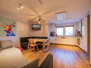 23314570-Ferienwohnung-6-Neustift im Stubaital-300x225-2