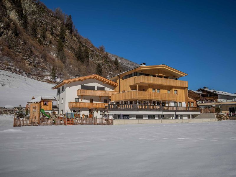 22457555-Ferienwohnung-2-Neustift im Stubaital-800x600-2