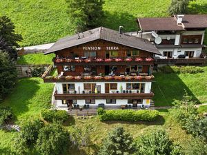 23895560-Ferienwohnung-4-Neustift im Stubaital-300x225-1