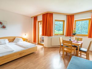 23485522-Ferienwohnung-4-Neustift im Stubaital-300x225-1