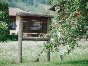 24038611-Ferienwohnung-4-Neustift im Stubaital-300x225-1