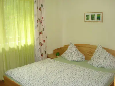 Schlafzimmer1