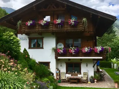 HAUSANSICHT SÜDEN JULI 19