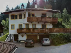 Ferienwohnung für 8 Personen (100 m²) in Neustift im Stubaital