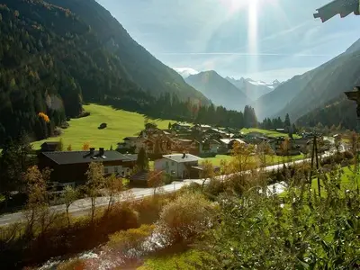 Blick aus dem Garten taleinwärts - Sommer