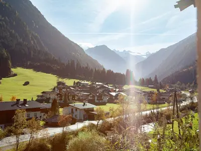 Blick aus dem Garten taleinwärts - Spätherbst
