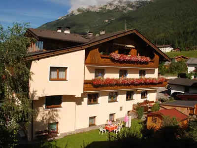 Hausansicht Richtung Nord-Ost