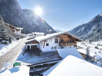 Hausansicht Winter