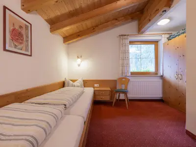 Schlafzimmer 2 Edelweiss