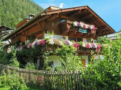 Haus Holzknecht/Ferienwohnungen