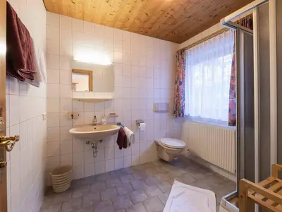 Dusche FeWo Gletscher