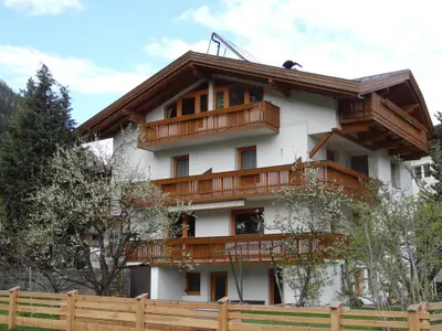 Haus Larch-Frühling