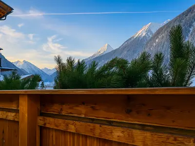 632737d9-28c2-4280-a39f-33067bedf321