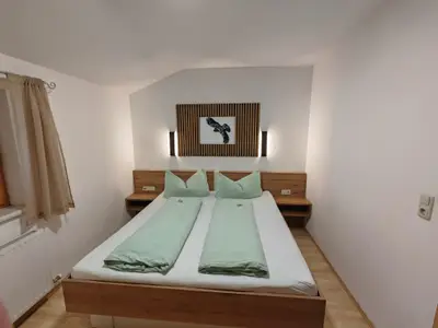 Doppelzimmer mit Waschbecken