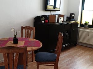 22102763-Ferienwohnung-4-Neustrelitz-300x225-2