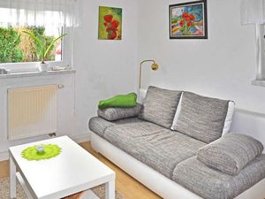 24004568-Ferienwohnung-3-Neustrelitz-300x225-2