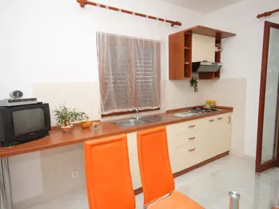 Ferienwohnung für 3 Personen in Neviđane 8/10