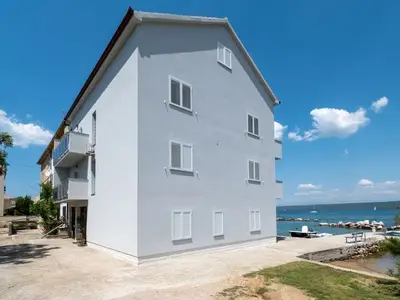 Ferienwohnung für 3 Personen in Neviđane 8/10