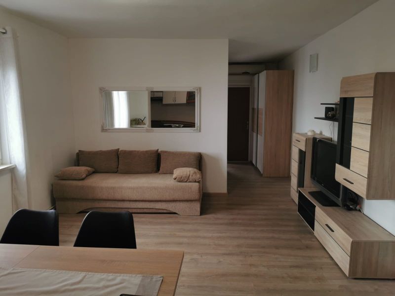 23931361-Ferienwohnung-4-Neviđane-800x600-1