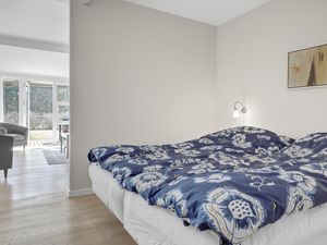 23723346-Ferienwohnung-4-Nexø-300x225-5