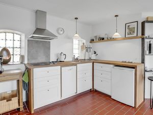 23749868-Ferienwohnung-4-Nexø-300x225-5